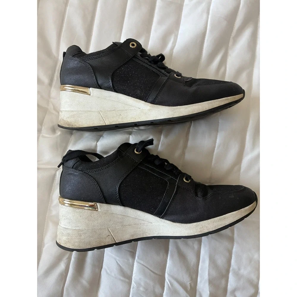 Aldo Black with Sparkly inserts Wedge Sneakers Women's‎ Size 11